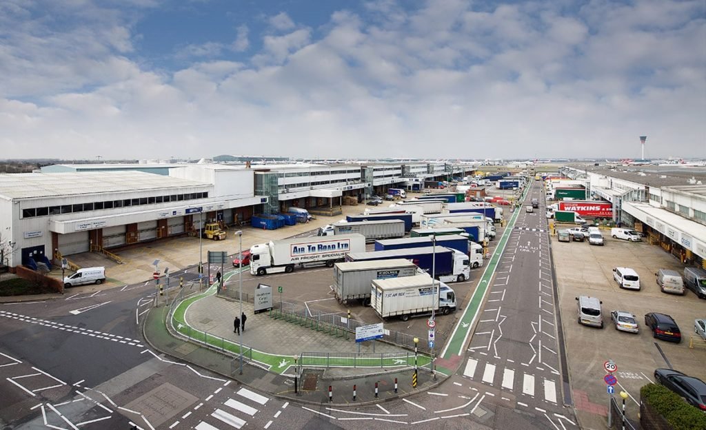 Swissport signs long-term lease at SEGRO’s Heathrow Cargo Centre