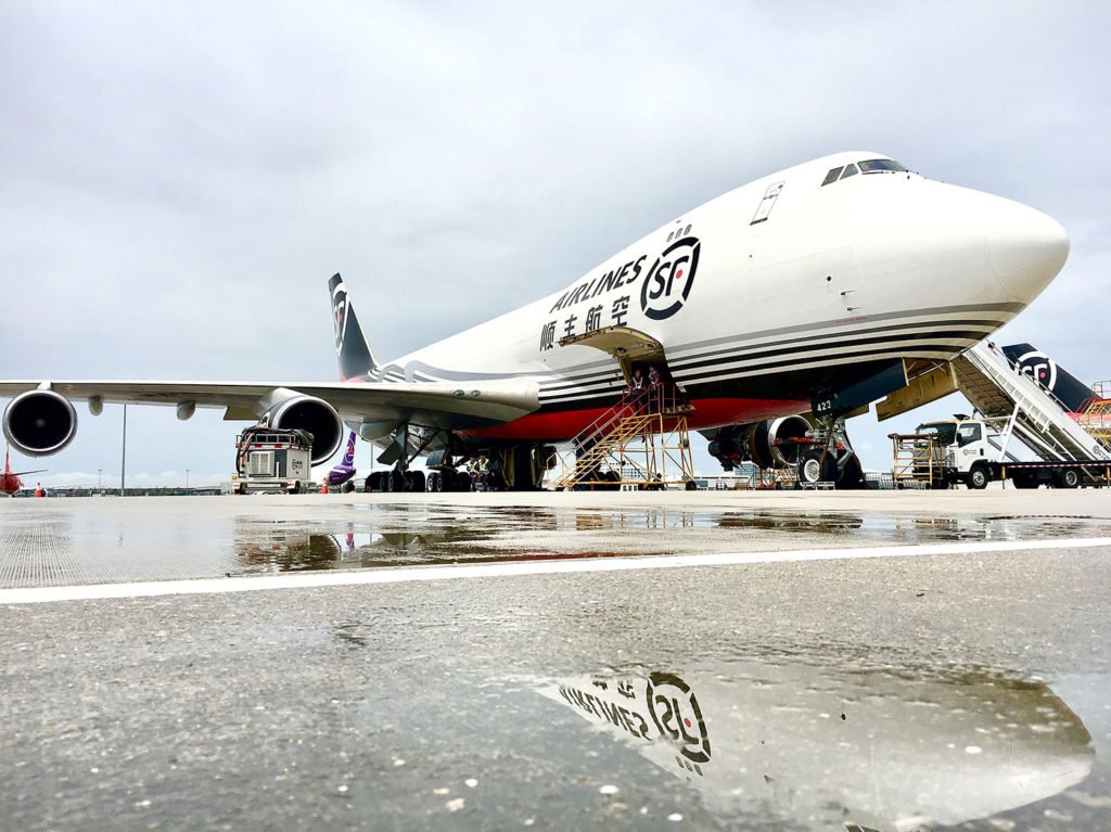 SF Express launches bond sale to raise cash for freighters