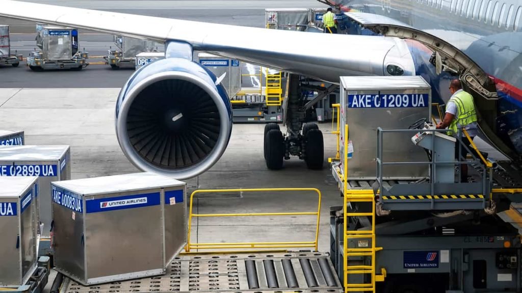 Air freight executives see subdued 2020 before rebound