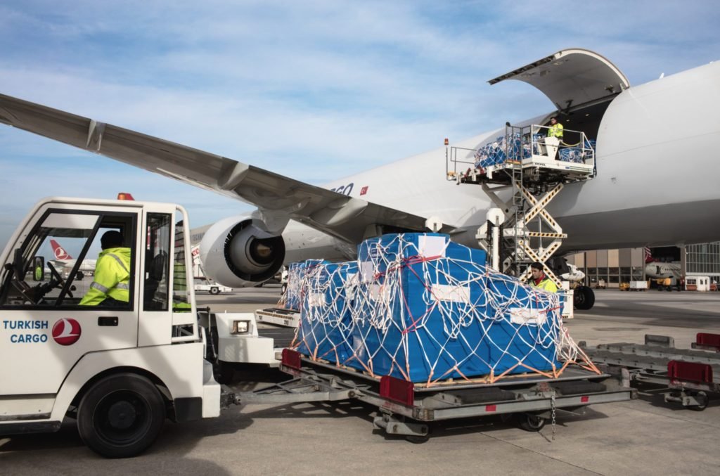 A record shipment for WFS’ new Pharma Centre in Paris