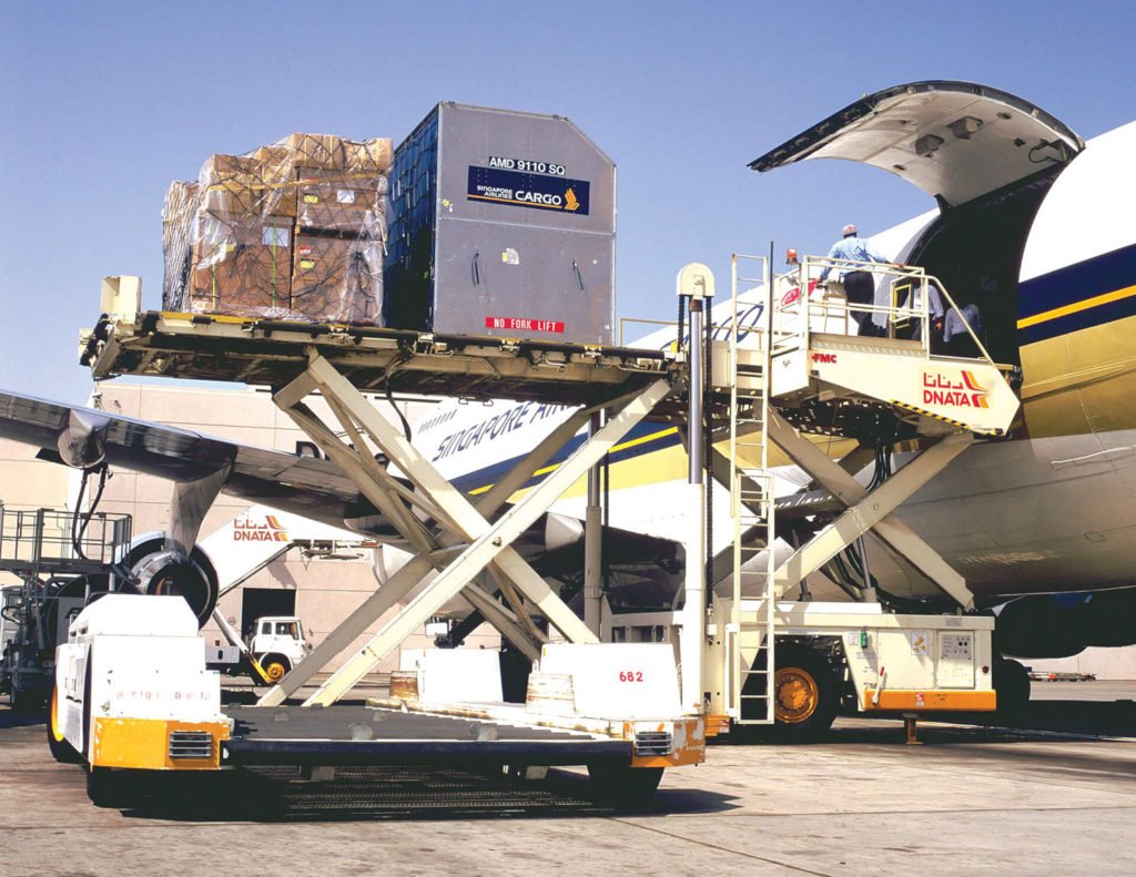 Airfreight services nosedive from Europe to the USA
