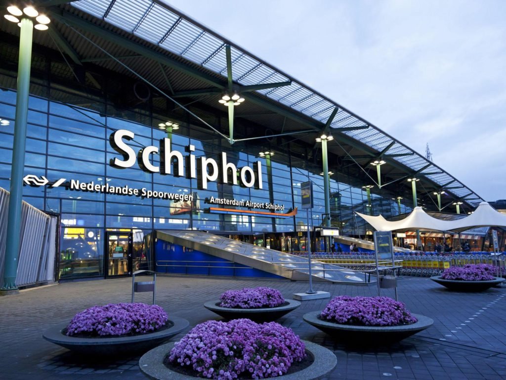 Amsterdam Airport Schiphol’s air cargo community: Cargo keeps flowing during the Covid-19 outbreak