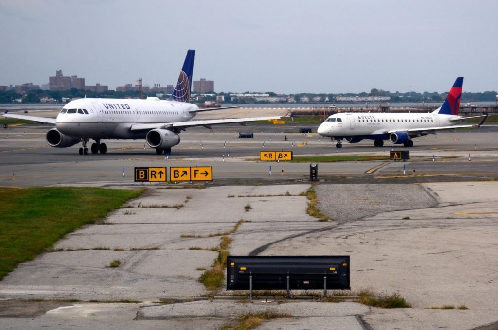 Flexibility in times of change: Delta And United Extend Waivers For Flights Affected By Coronavirus To Two Years