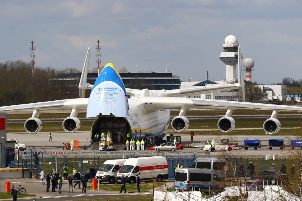 Largest plane in the world, The Antonov 225 Mriya, bring face masks to Germany