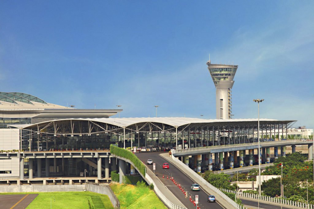Hyderabad Airport enhances cold chain with multi-ULD cool dolly