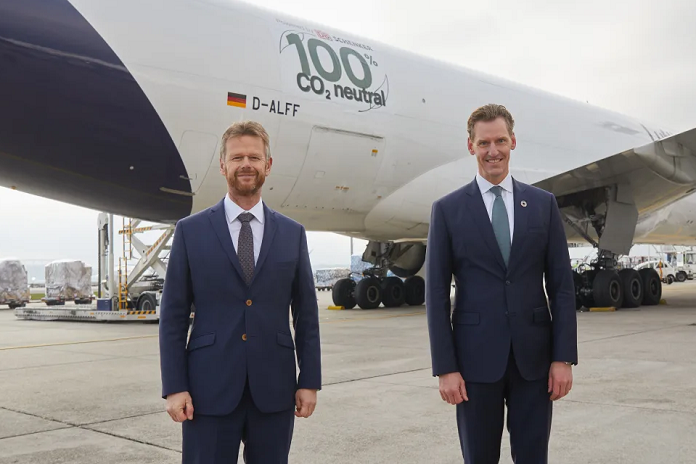 F.L.T.R. Peter Gerber, CEO Lufthansa Cargo and Jochen Thewes, CEO DB Schenker