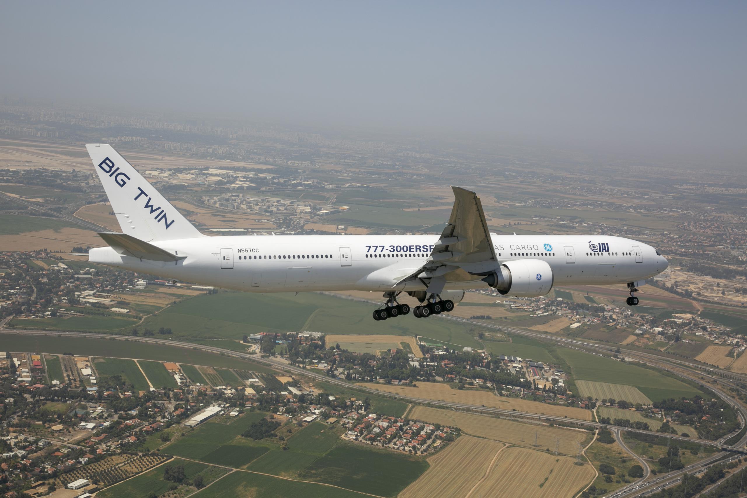 Israel Aerospace signs deal for Boeing 777 cargo conversions in South Korea