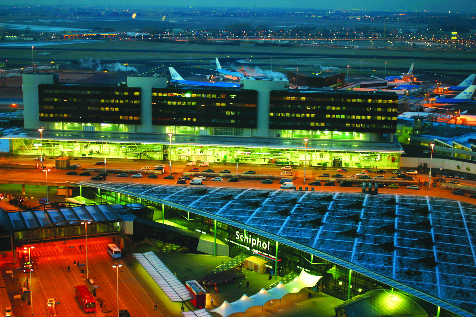 Amsterdam Airport Schiphol scoops Cargo Airport of the Year prize