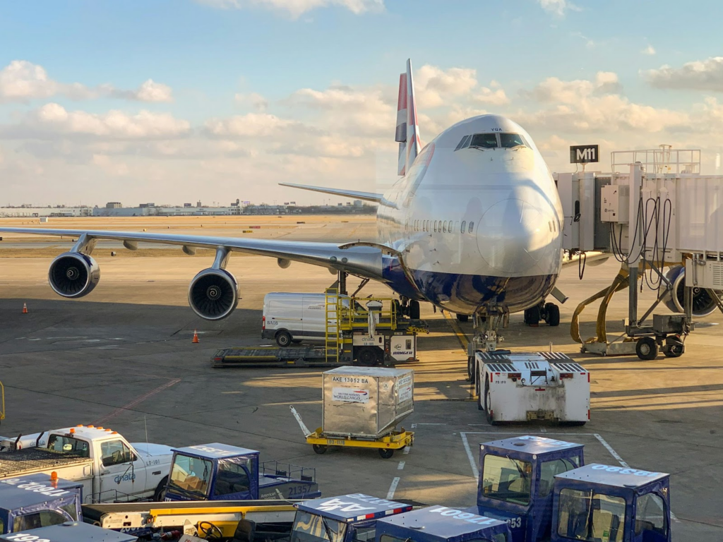 Air freight industry warned: UK ports overwhelmed with 1.5 million illegal vapes seized since the start of 2023