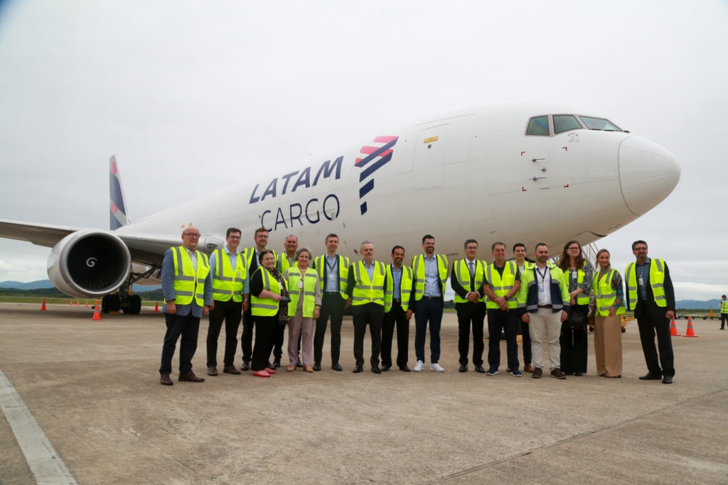 LATAM and Zurich Airport Brazil celebrate the inauguration of the Europe-Florianópolis route to transport more than 1.6 thousand tons of cargo per year to Santa Catarina  