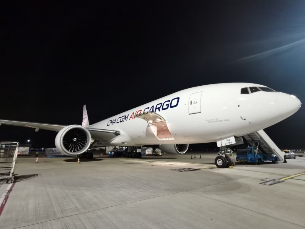 CMA CGM AIR CARGO launches first transpacific line with a new Boeing 777-200F