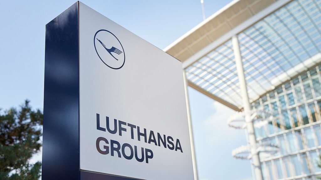 Lufthansa Group Closes 2024 with Strong Financial Performance and Optimistic Outlook for 2025