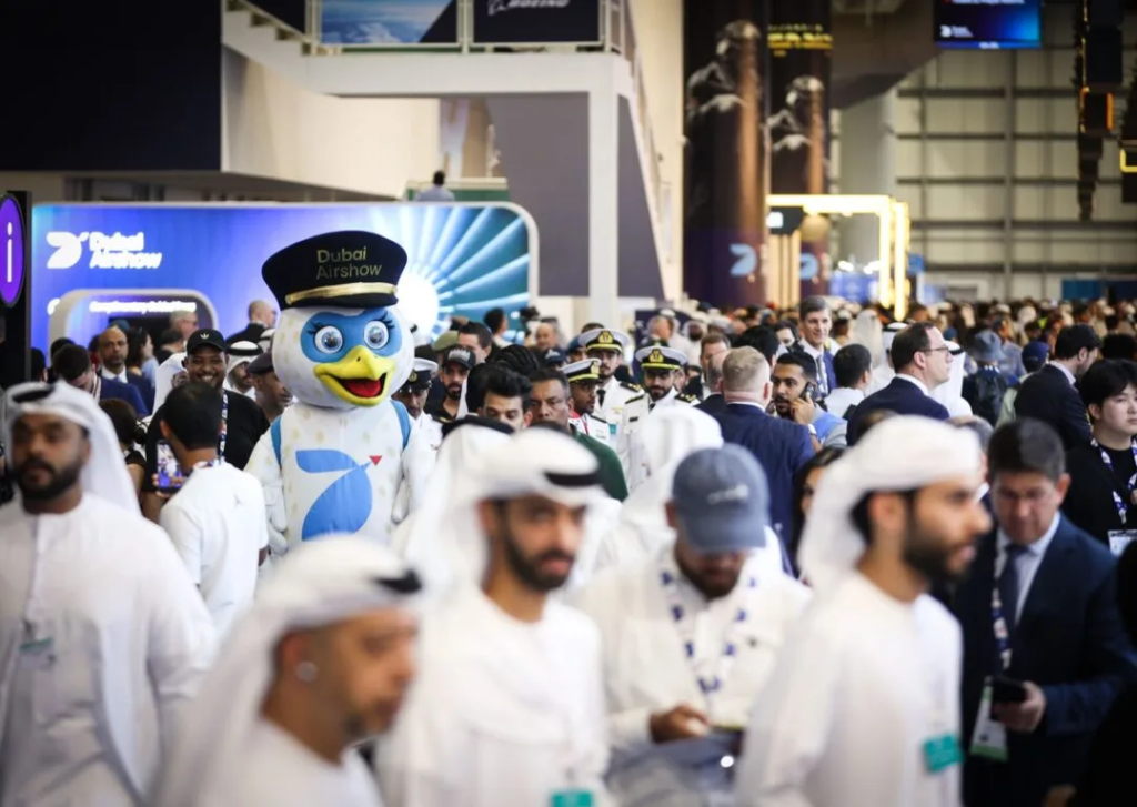 Dubai Airshow 2025 Opens with Landmark Orders, Historic eVTOL Flight, and Major Fleet Investments