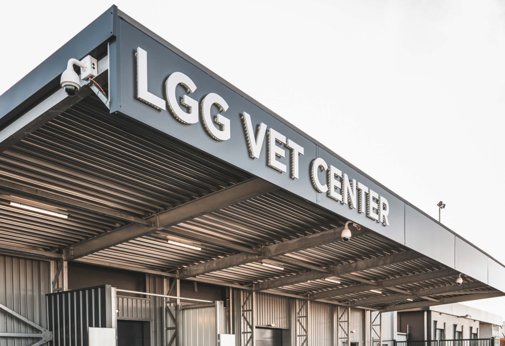 Liège Airport strengthens live animal logistics with renovated Vet Center at CargoLand hub