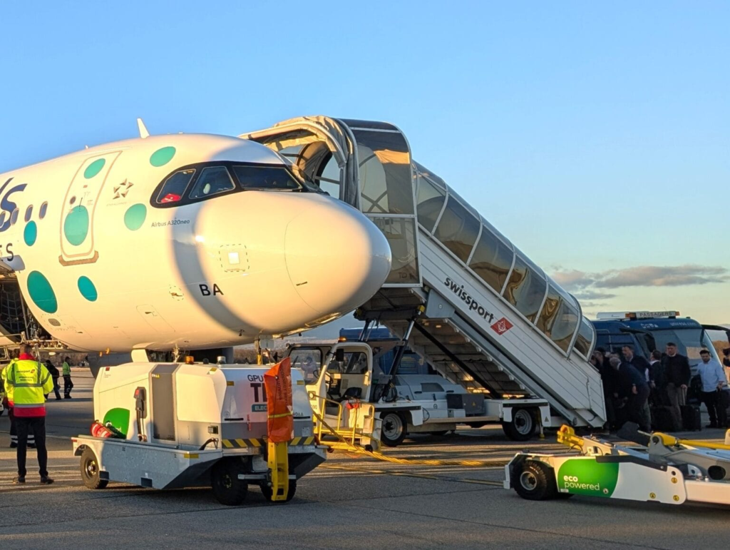 Swissport Completes Switzerland’s First All-Electric Aircraft Turnaround in Geneva