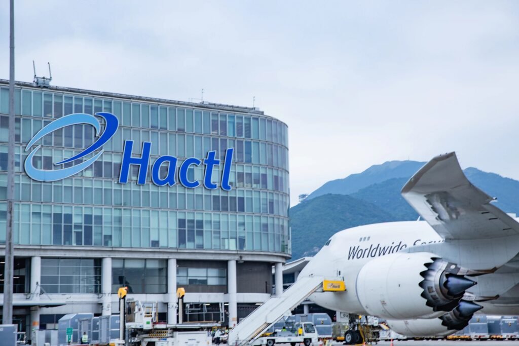 Hactl’s franchise at Hong Kong International Airport renewed for 15 years