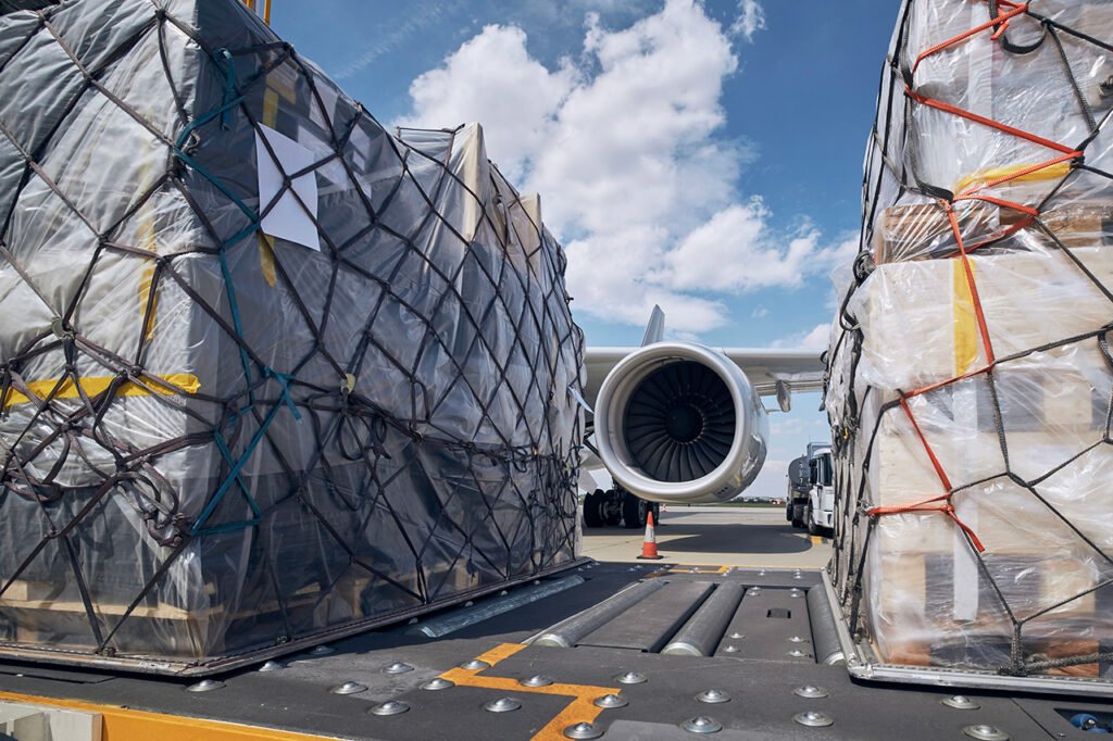 IATA: Global Air Cargo Demand Returns to Growth in April Despite Middle East Disruptions