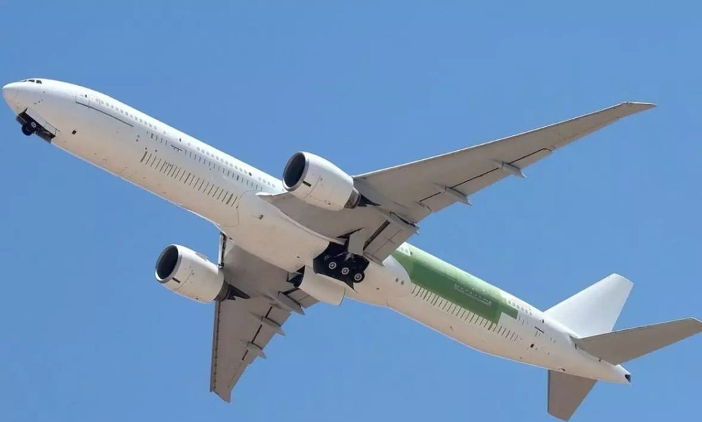 Challenge Group Advances Boeing 777-300ERSF Fleet Expansion with Second Converted Freighter Test Flight