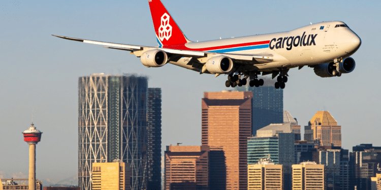 YYC Marks 25 Years of Cargo Growth with Cargolux