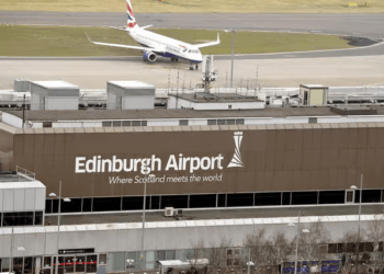 Mark Johnston Appointed CEO of Edinburgh Airport as Gordon Dewar Steps Down