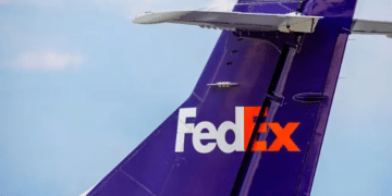 ACIA Aero Leasing Delivers First ATR 72-600P2F with Large Cargo Door to FedEx