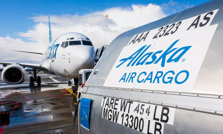 Alaska Air Group targets $750 million in cargo revenue by 2030