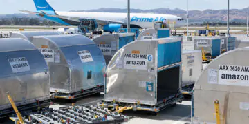 Global air cargo demand rises 4.4% in August as capacity tightens