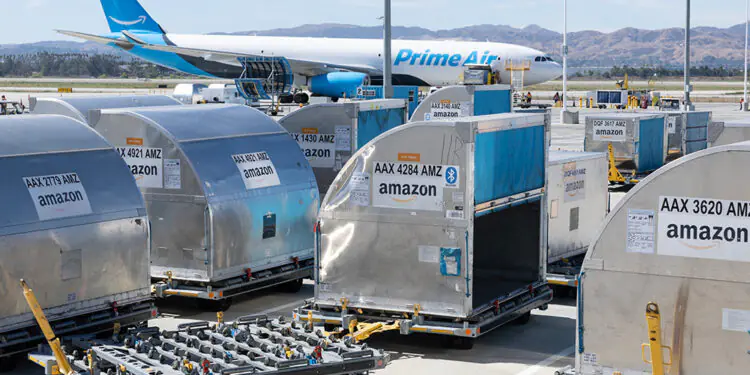 Global air cargo demand rises 4.4% in August as capacity tightens